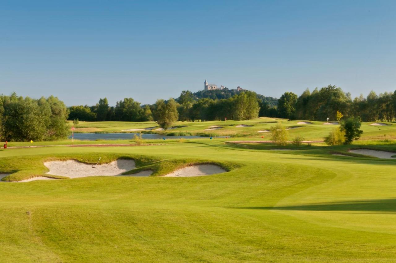 Golf & Spa Kuneticka Hora Dritec Luaran gambar