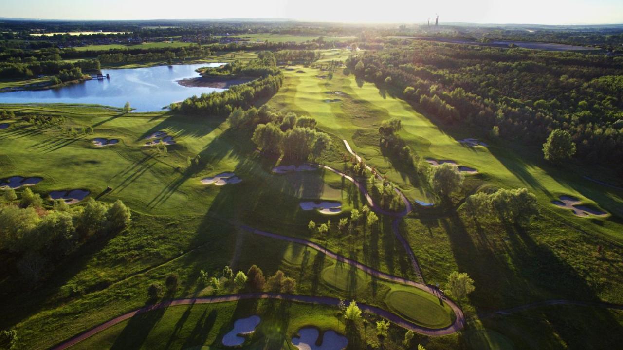 Golf & Spa Kuneticka Hora Dritec Luaran gambar